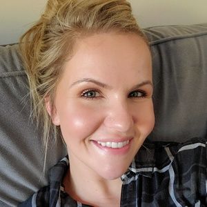 Meet your Posher, Kristin